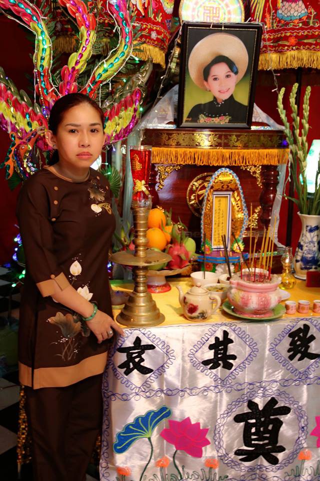 Nước mắt rơi tiễn biệt N&agrave;ng Tấm Bạch Lan - Ảnh 2.