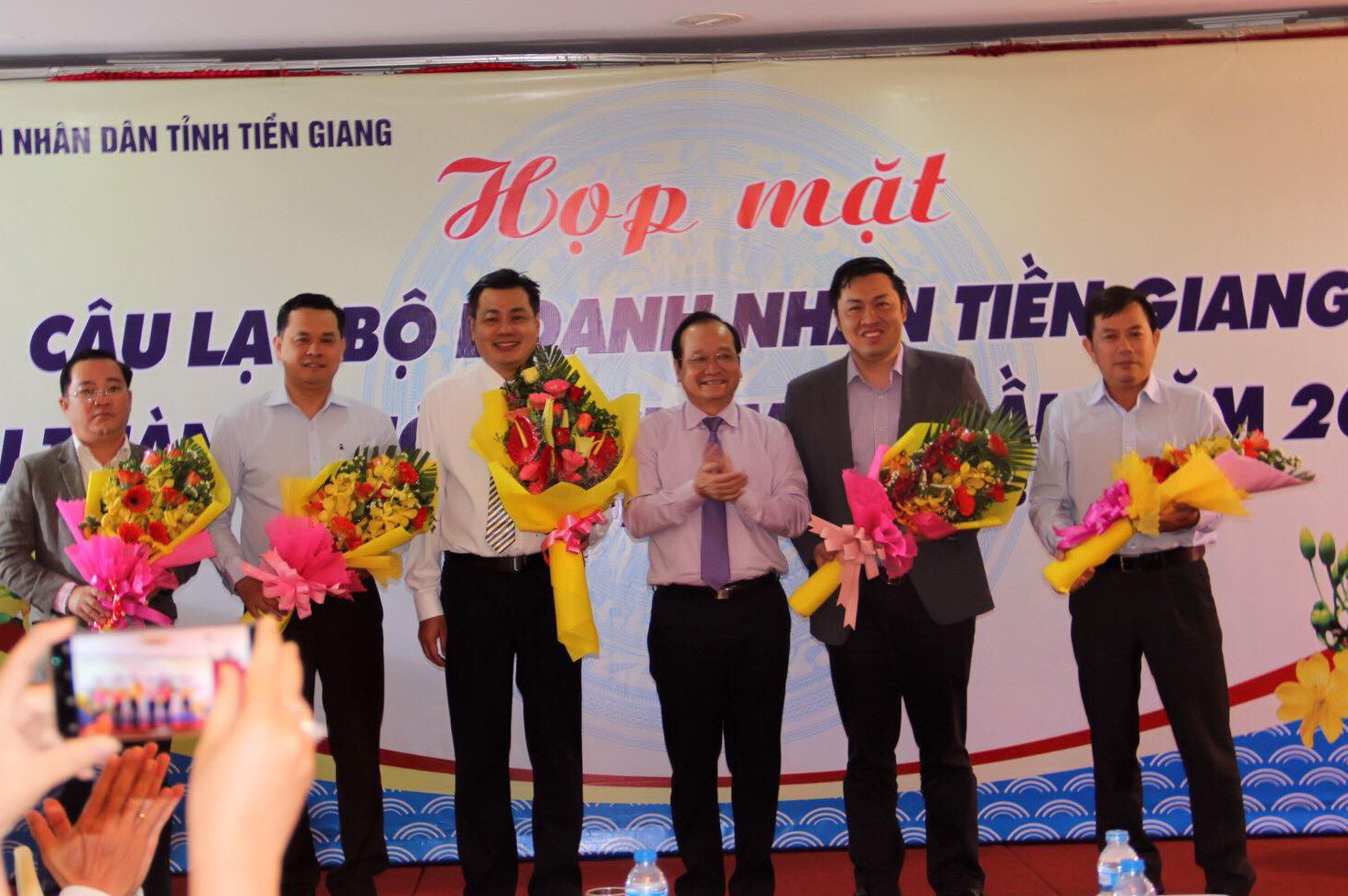 Có tài trợ, đội Tiền Giang đặt lệnh lên hạng