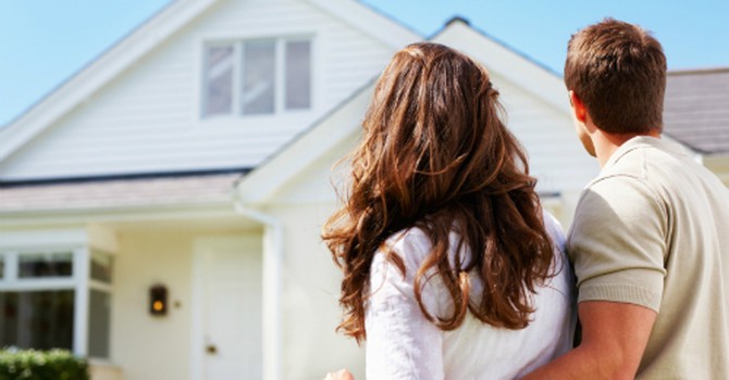 Triệu phú bất động sản tiết lộ 12 nơi nên tránh khi mua nhà, đất - Ảnh 1.
