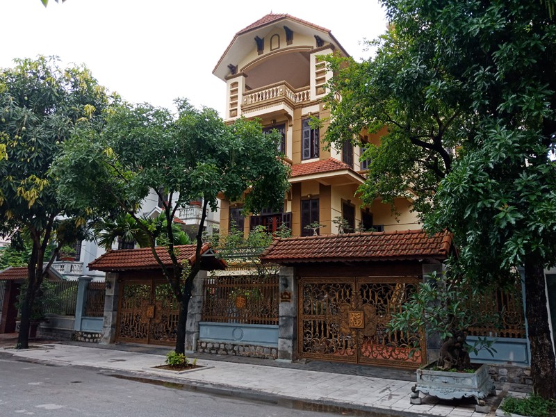 MC Minh Tiệp: T&ocirc;i vẫn đi l&agrave;m b&igrave;nh thường - Ảnh 2.