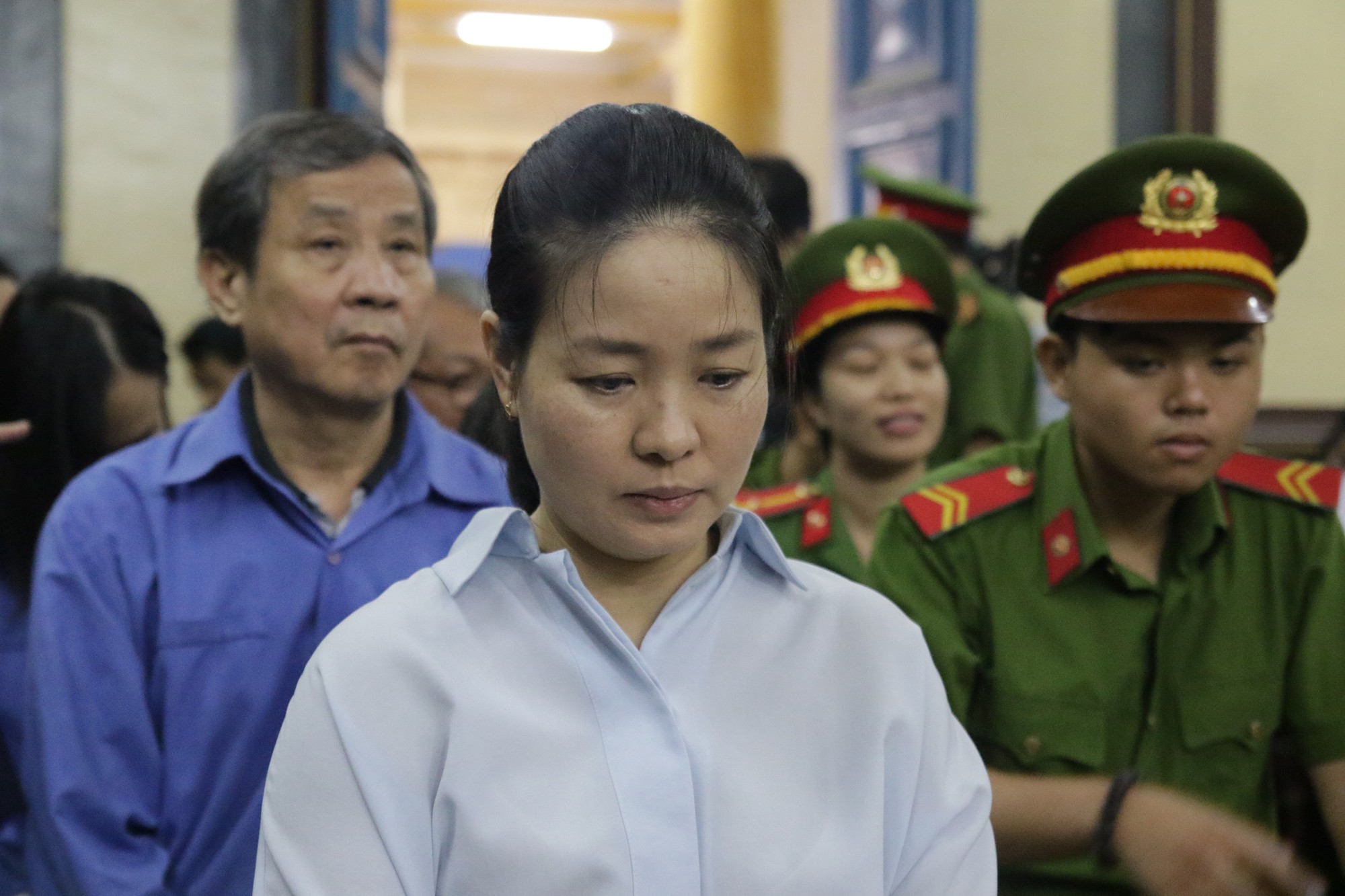 VKS kh&ocirc;ng chấp nhận điều tra nh&acirc;n vật b&iacute; ẩn vụ &aacute;n Hứa Thị Phấn - Ảnh 1.