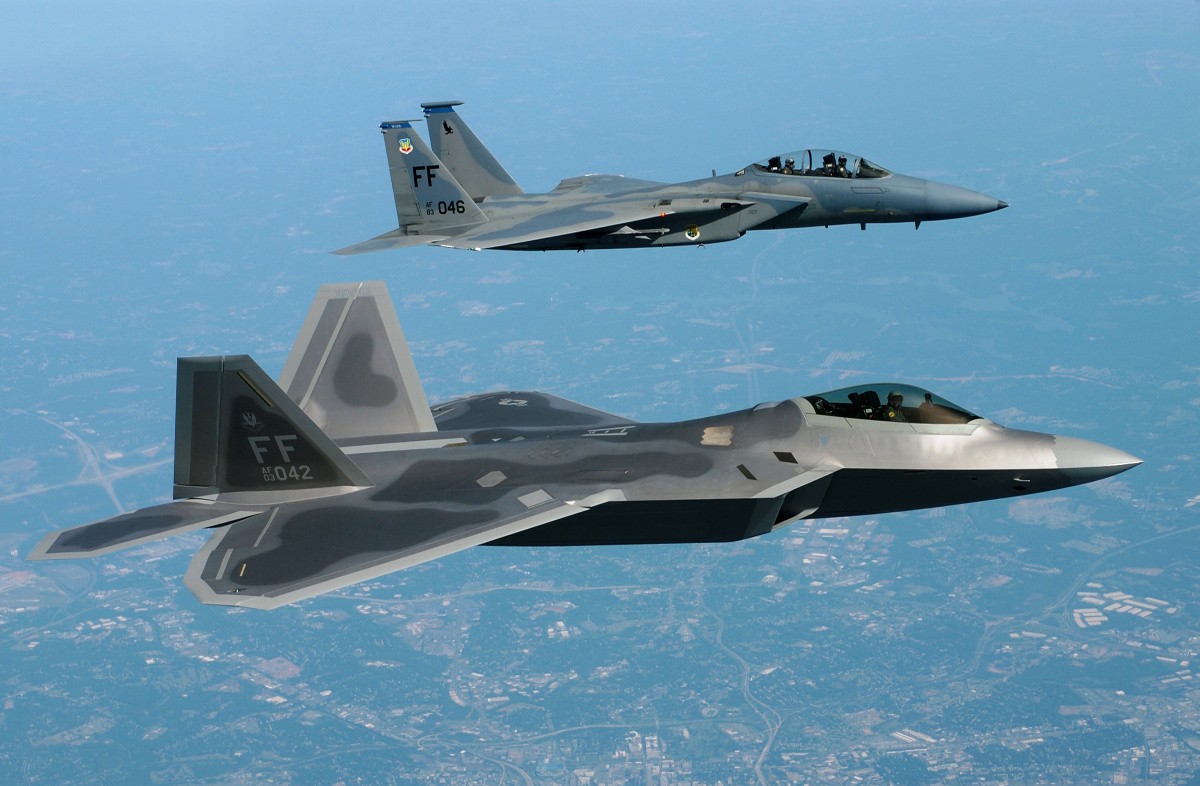 Nga, Trung Quốc có thể “sớm bắn hạ F-22 và F-35 của Mỹ”