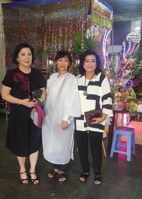 NSƯT Hữu Ch&acirc;u kh&oacute;c thương nghệ sĩ Mai Lan - Ảnh 3.
