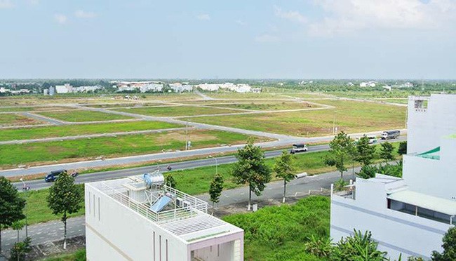 Đất nền sốt n&oacute;ng: Đầu tư thế n&agrave;o để an to&agrave;n? - Ảnh 3.
