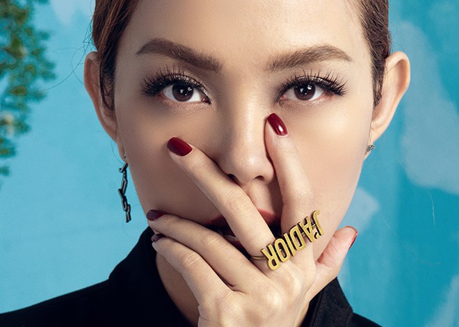 Minh Hằng làm giám khảo The Face 2018 gây tranh cãi
