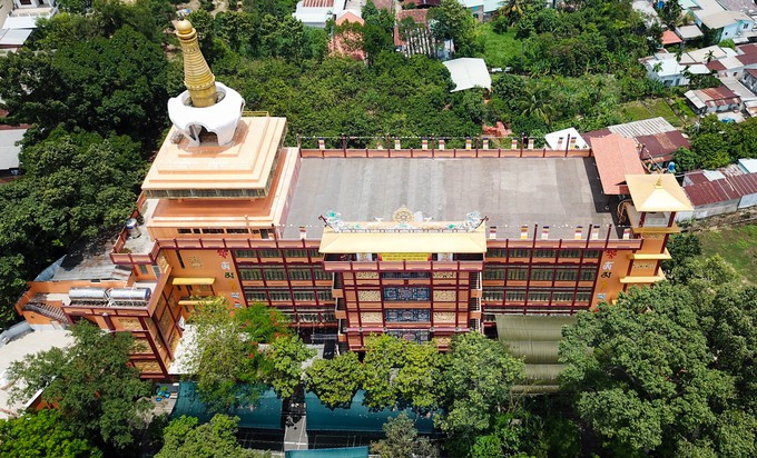 Chùa có tượng Phật bằng tóc người lớn nhất Việt Nam - Ảnh 7.