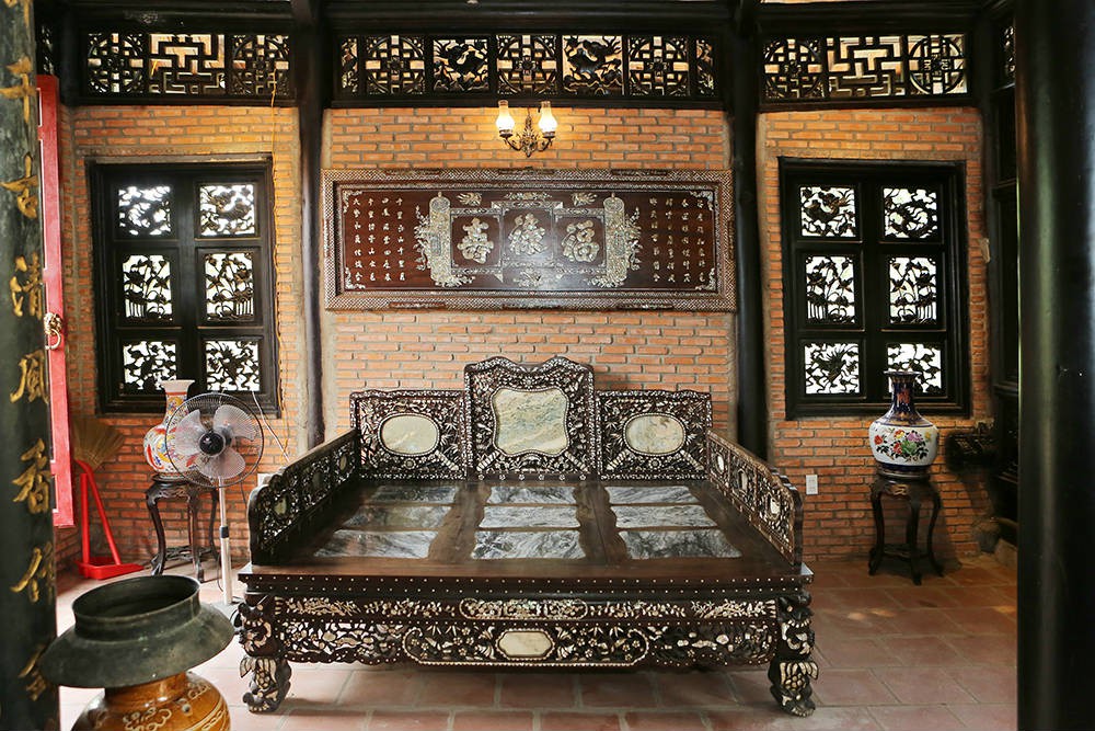 Cho&aacute;ng ngợp với biệt phủ to&agrave;n gỗ qu&yacute; của Ho&agrave;ng Mập - Ảnh 11.