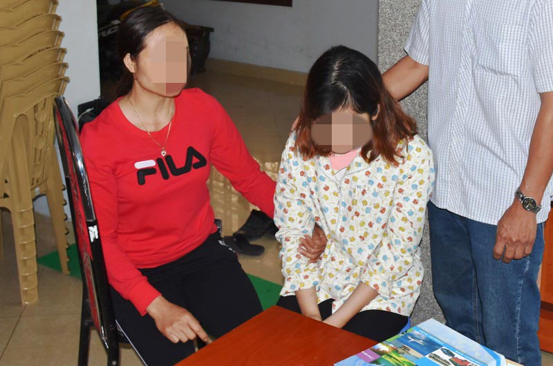 Tan cửa n&aacute;t nh&agrave; v&igrave; hội th&aacute;nh tự xưng: T&iacute;n đồ u m&ecirc;, gia đ&igrave;nh ly t&aacute;n - Ảnh 1.