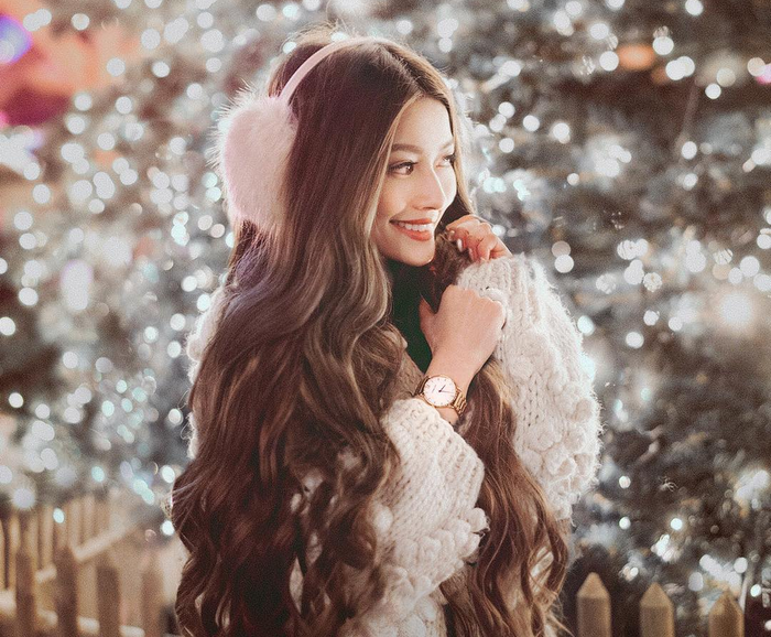 Cô gái gốc Việt gây sốt vì mái tóc như "Công chúa tóc mây"