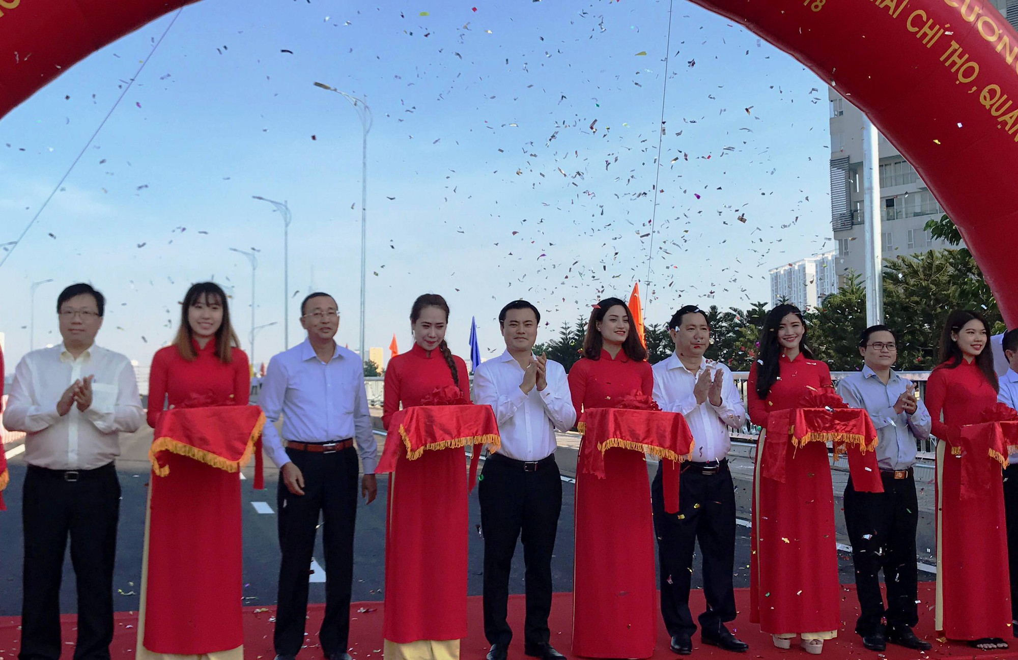TP HCM: Cầu qua đảo Kim Cương ch&iacute;nh thức th&ocirc;ng xe - Ảnh 5.