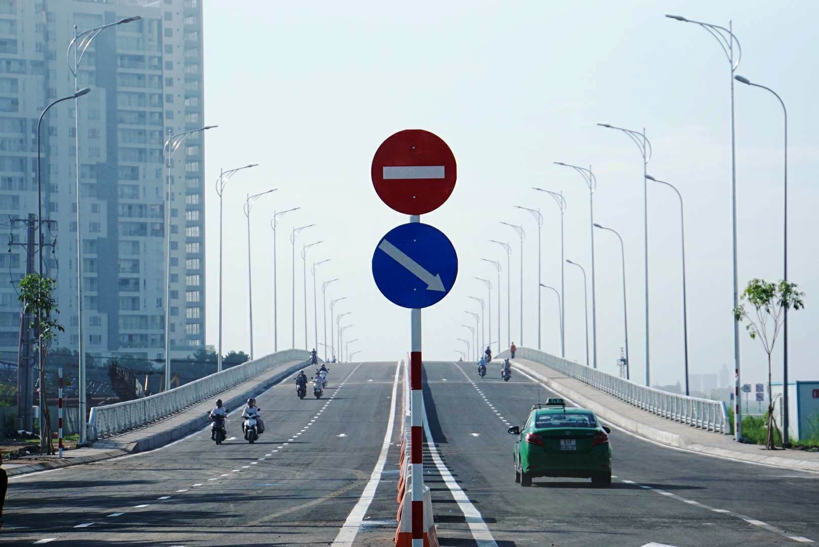 TP HCM: Cầu qua đảo Kim Cương chính thức thông xe