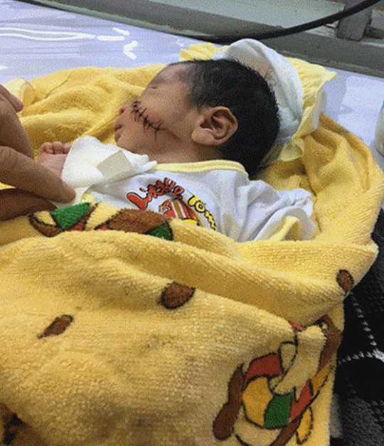 Mẹ ch&aacute;u b&eacute; bị ch&ocirc;n sống khai tự tay ch&ocirc;n con - Ảnh 1.