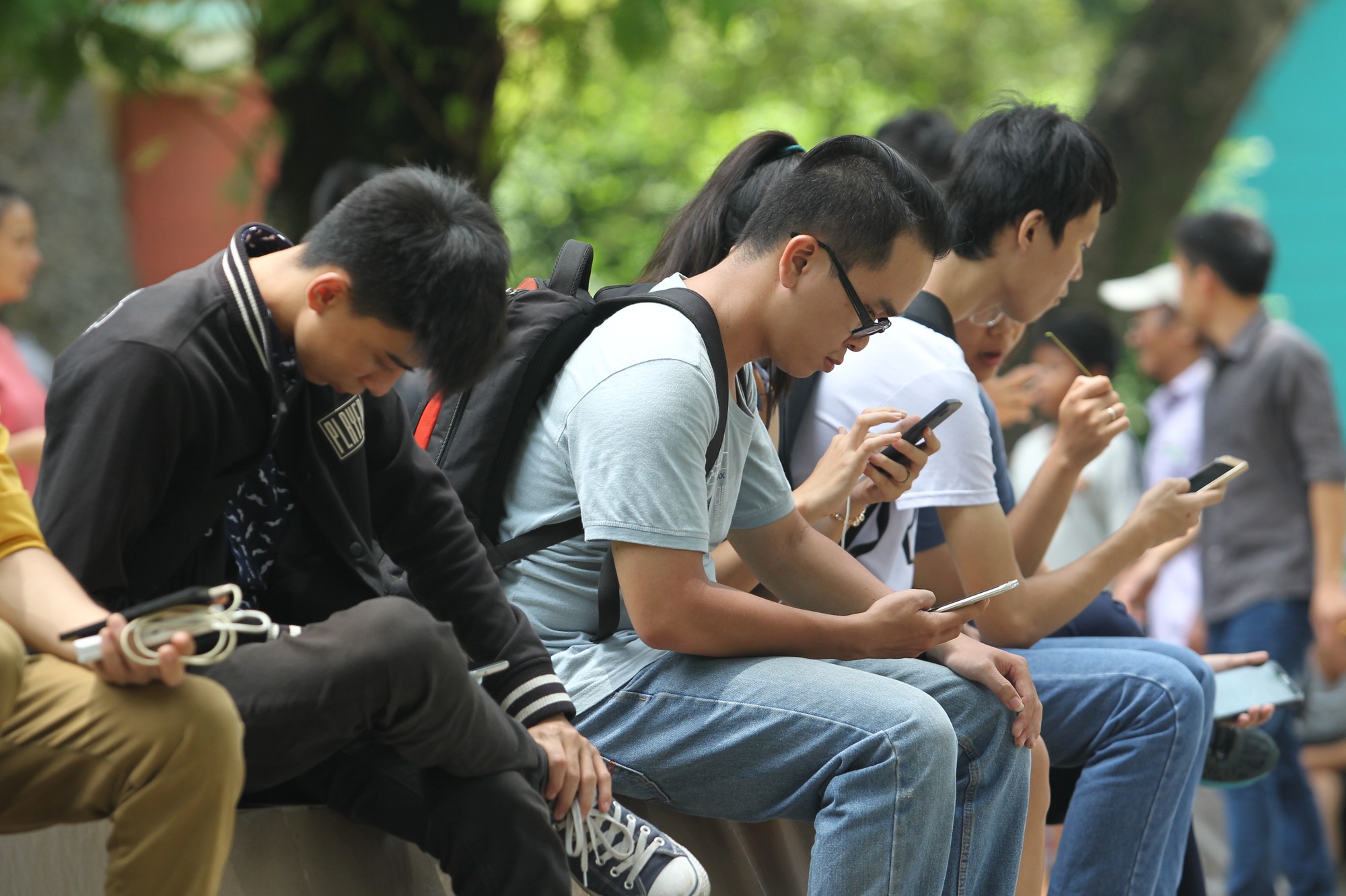 VinaPhone, MobiFone triển khai chuyển đổi thuê bao 11 số thành 10 số