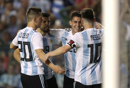 Giao hữu: Messi lập hat-trick, Argentina đè bẹp tí hon Haiti - Ảnh 5.