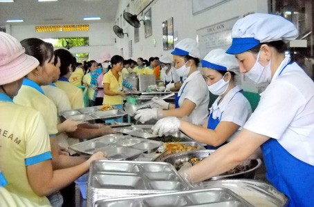 Chọn 94 doanh nghiệp xếp hạng “Doanh nghiệp vì Người lao động” 2018
