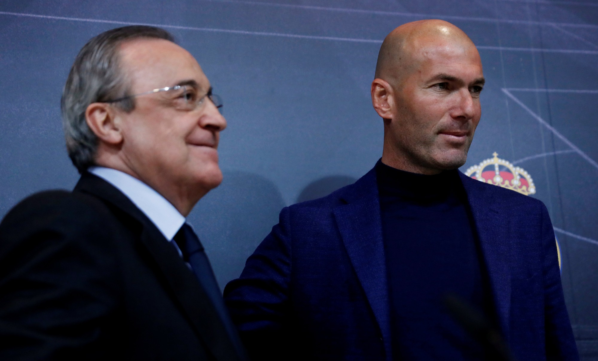 Sốc khi Zidane từ chức 5 ng&agrave;y sau chức v&ocirc; địch Champions League - Ảnh 1.