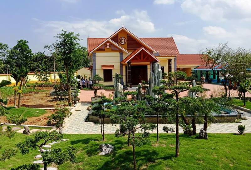 Cận cảnh biệt thự choáng ngợp của đại úy công an