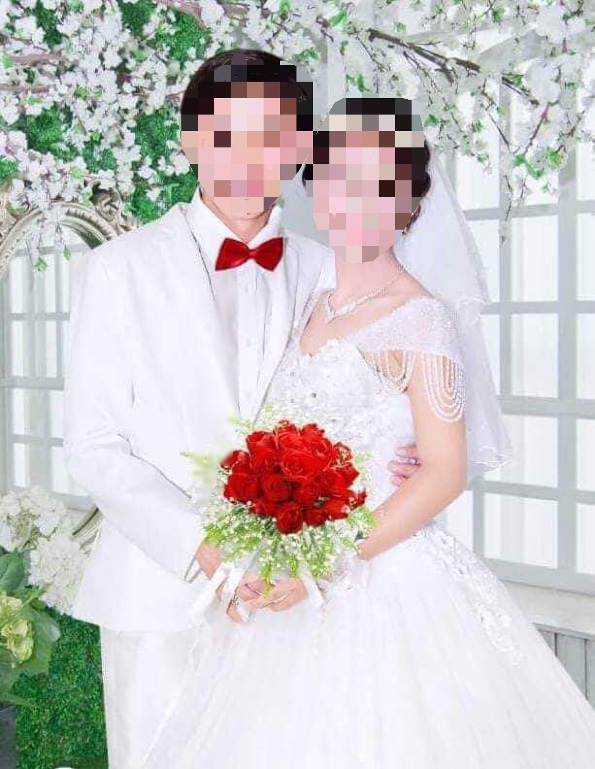 Diễn biến kh&oacute; tin vụ gia đ&igrave;nh b&eacute; g&aacute;i lớp 6 &eacute;p &ldquo;nh&agrave; trai&rdquo; phải cưới - Ảnh 1.
