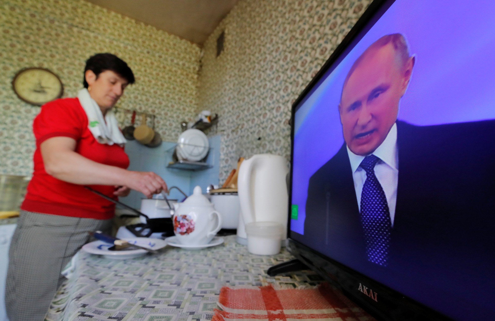 2018-05-07t092319z_897047865_rc11cb21e5d0_rtrmadp_3_russia-putin-inauguration