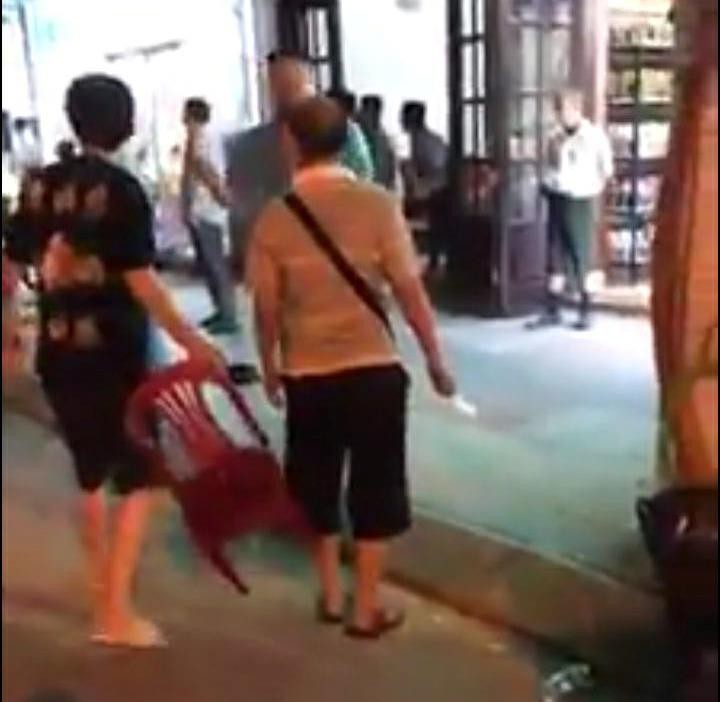 Nhóm khách Trung Quốc bị đánh te tua nghi ăn không trả tiền ở Nha Trang