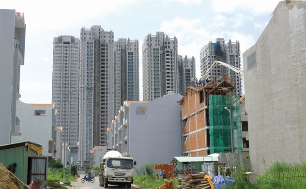 Bất động sản đang “rất nhạy cảm”