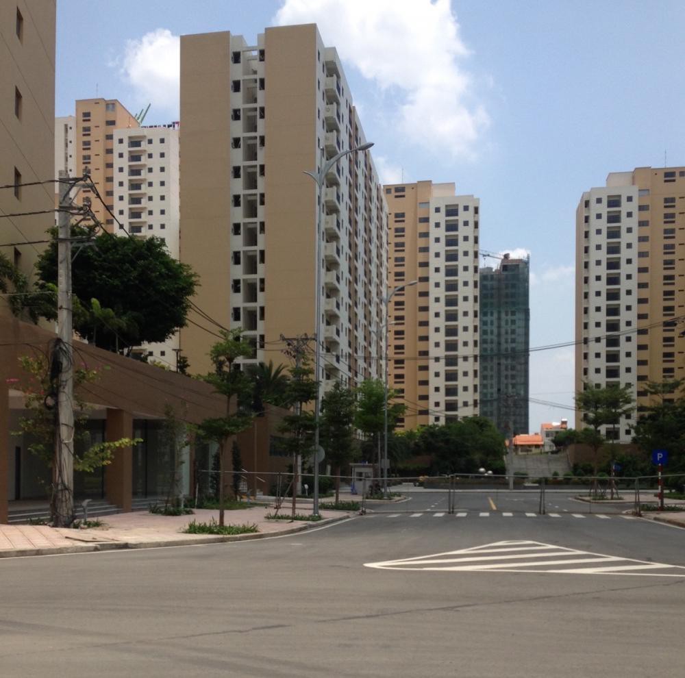 Đằng sau chiêu trò bán cắt lỗ căn hộ - Ảnh 2.