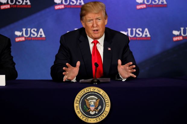 Ông Trump bất ngờ "tuyên án" sớm với thỏa thuận hạt nhân Iran