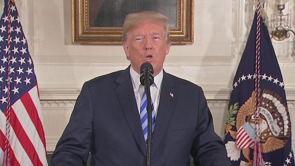 Ba l&yacute; do khiến &ocirc;ng Trump r&uacute;t khỏi thỏa thuận hạt nh&acirc;n Iran - Ảnh 1.