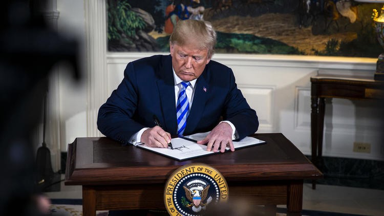 Điều gì bất ngờ nhất khi ông Trump rút Mỹ khỏi thỏa thuận hạt nhân Iran?