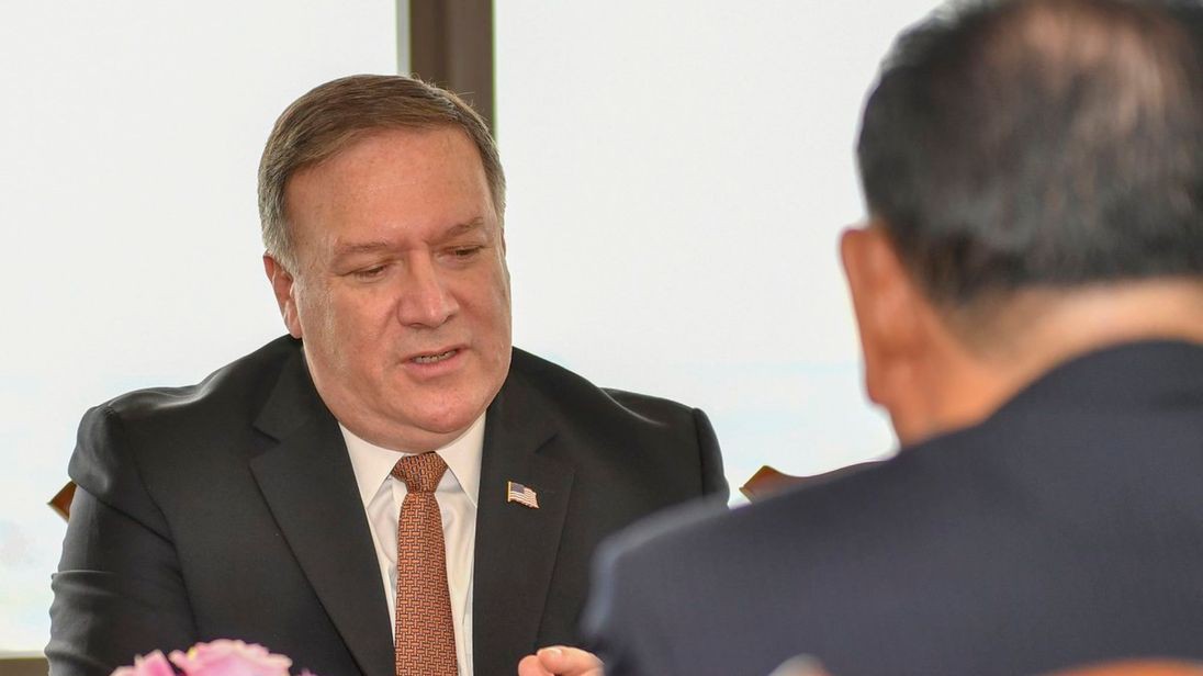Ông Kim Jong-un phái người chuyển thư riêng cho Tổng thống Trump