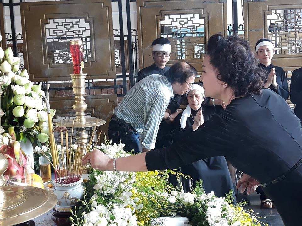 Tiễn biệt đạo diễn phim &ldquo;Về nơi gi&oacute; c&aacute;t&rdquo;! - Ảnh 6.