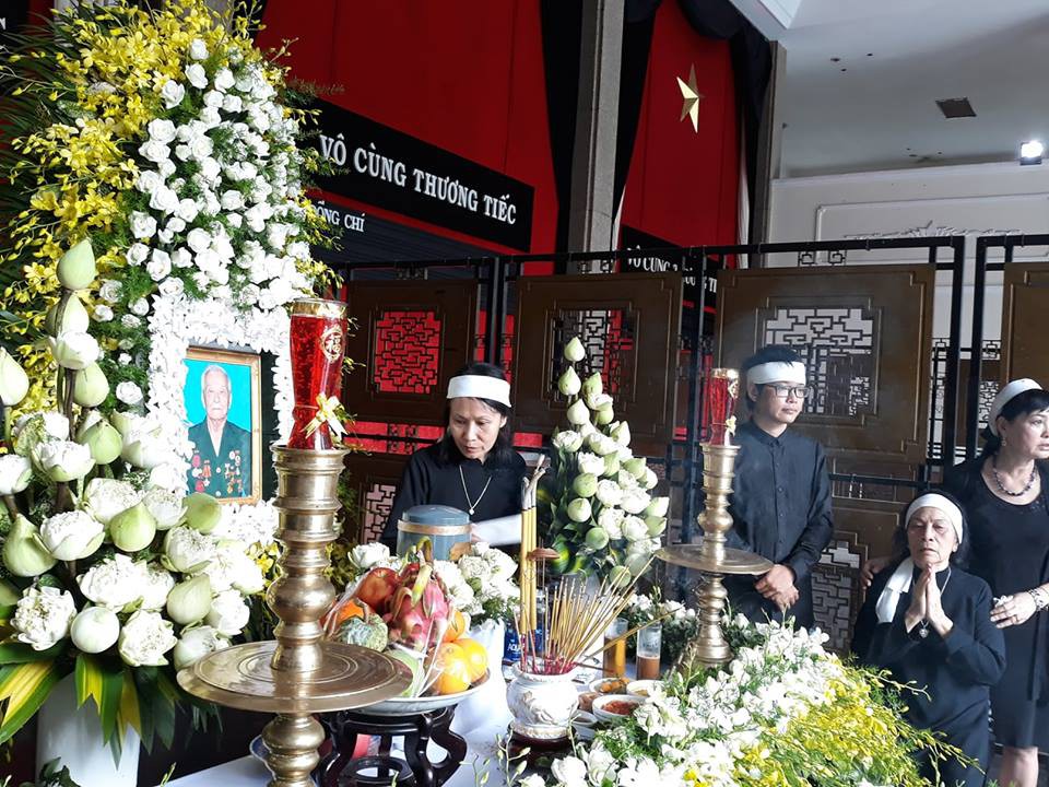 Tiễn biệt đạo diễn phim &ldquo;Về nơi gi&oacute; c&aacute;t&rdquo;! - Ảnh 1.