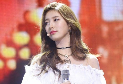 Ủng hộ tố quấy rối tình dục, Suzy bị kiện