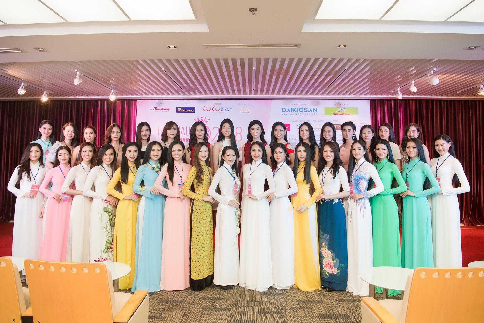 Lộ diện 31 người đẹp v&agrave;o v&ograve;ng chung khảo Hoa hậu Việt Nam 2018 - Ảnh 1.