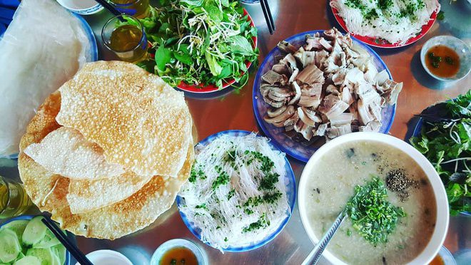 5 món ăn Phú Yên giá cực bình dân mà ngon xuất sắc - Ảnh 1.