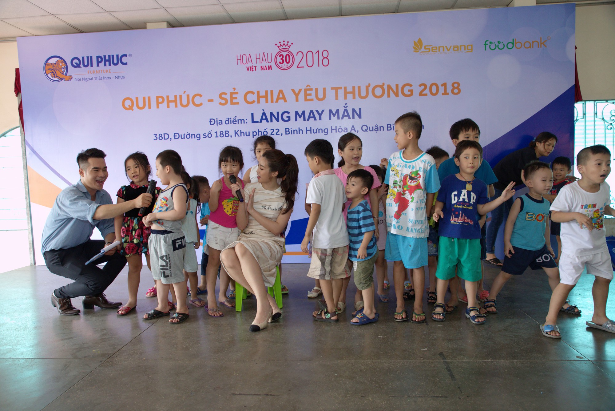 Hoa hậu Đỗ Mỹ Linh tích cực hoạt động thiện nguyện ở cuối nhiệm kỳ - Ảnh 1.