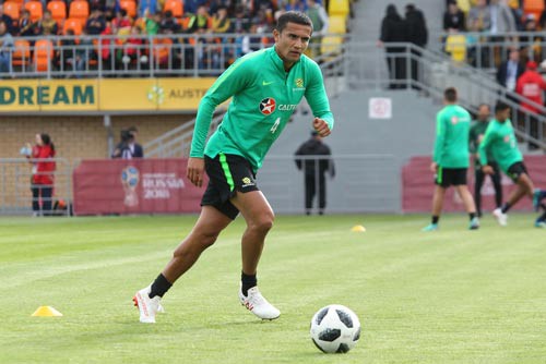 TIM CAHILL: 38 năm… vẫn chạy tốt