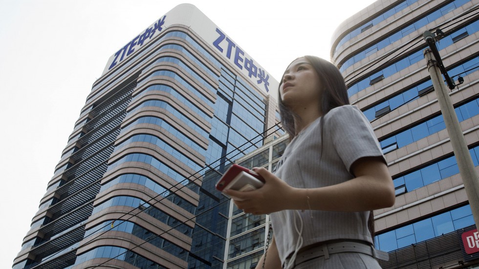 Thượng nghị sĩ Mỹ muốn án tử cho tập đoàn ZTE của Trung Quốc - Ảnh 2.