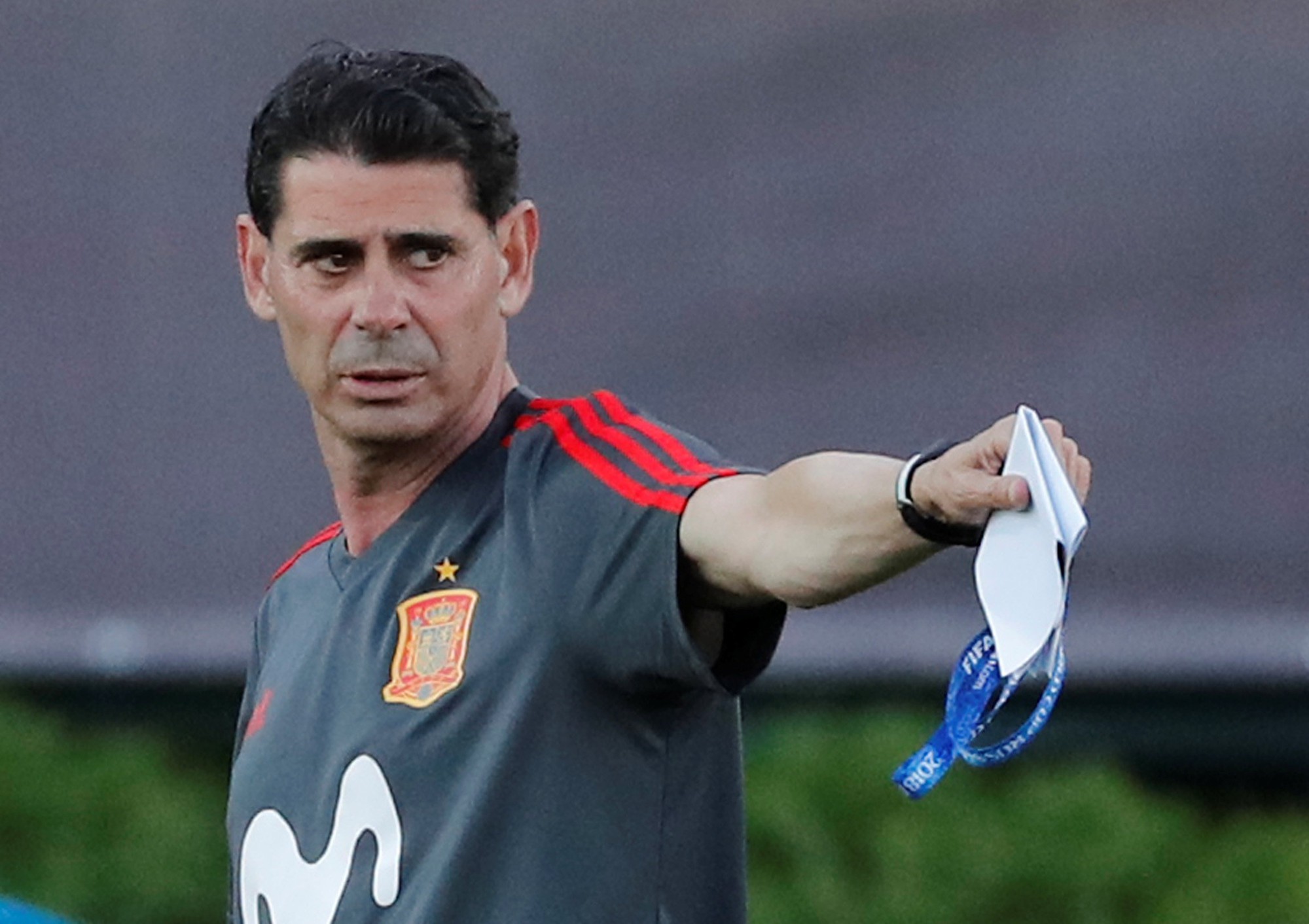 Hierro: Tây Ban Nha nên quên cú sốc để tập trung vào World Cup