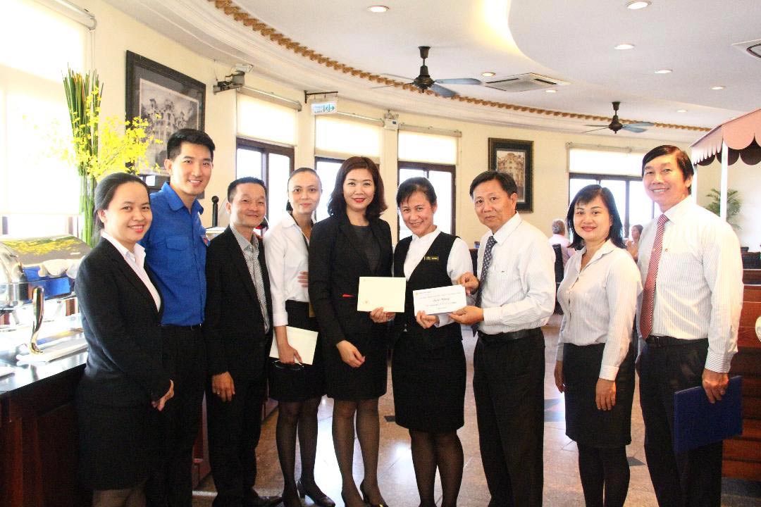 Tiếp sức người lao động khó khăn