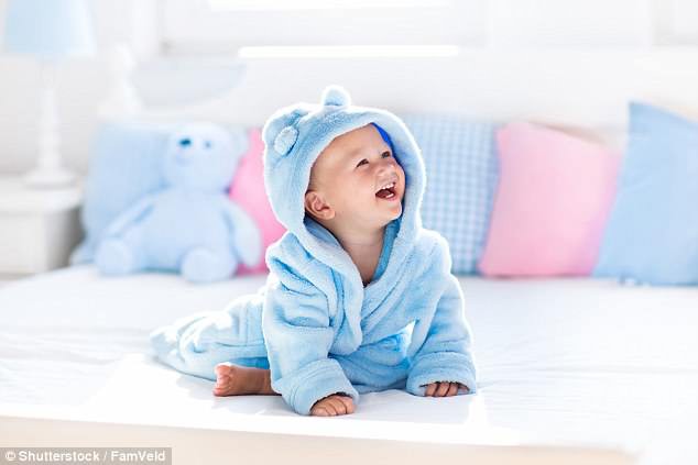 Vì sao các em bé thích chào đời lúc nửa đêm về sáng?