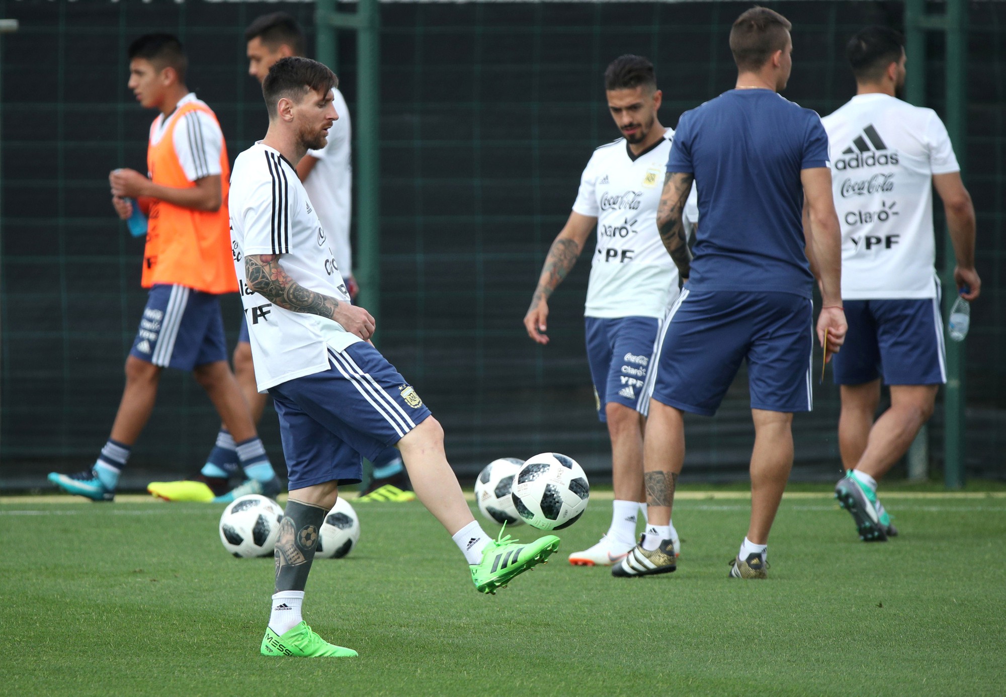 Hơi thở của bóng đá Argentina - Ảnh 2.
