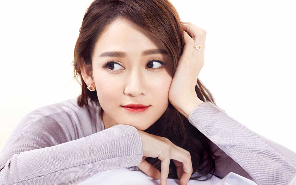 Nhiều người đẹp có "nhan sắc không tuổi"