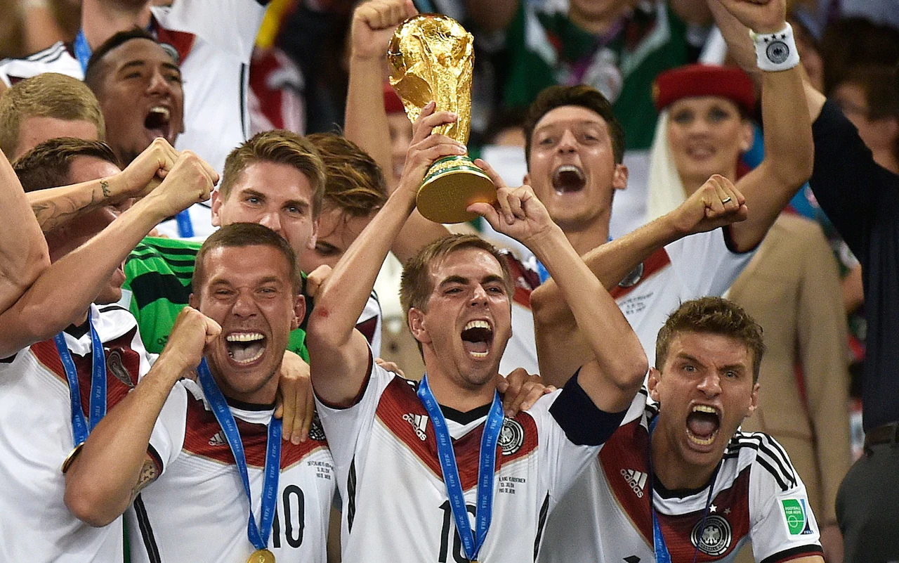 Nhìn tuyển Đức thi đấu, lại nhớ Philipp Lahm