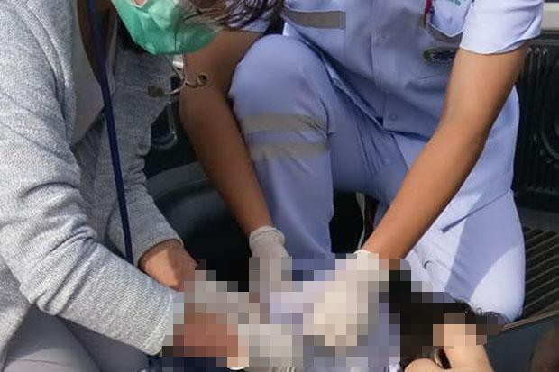 Bé gái 3 tuổi “bị người thân đâm 30 nhát” tử vong