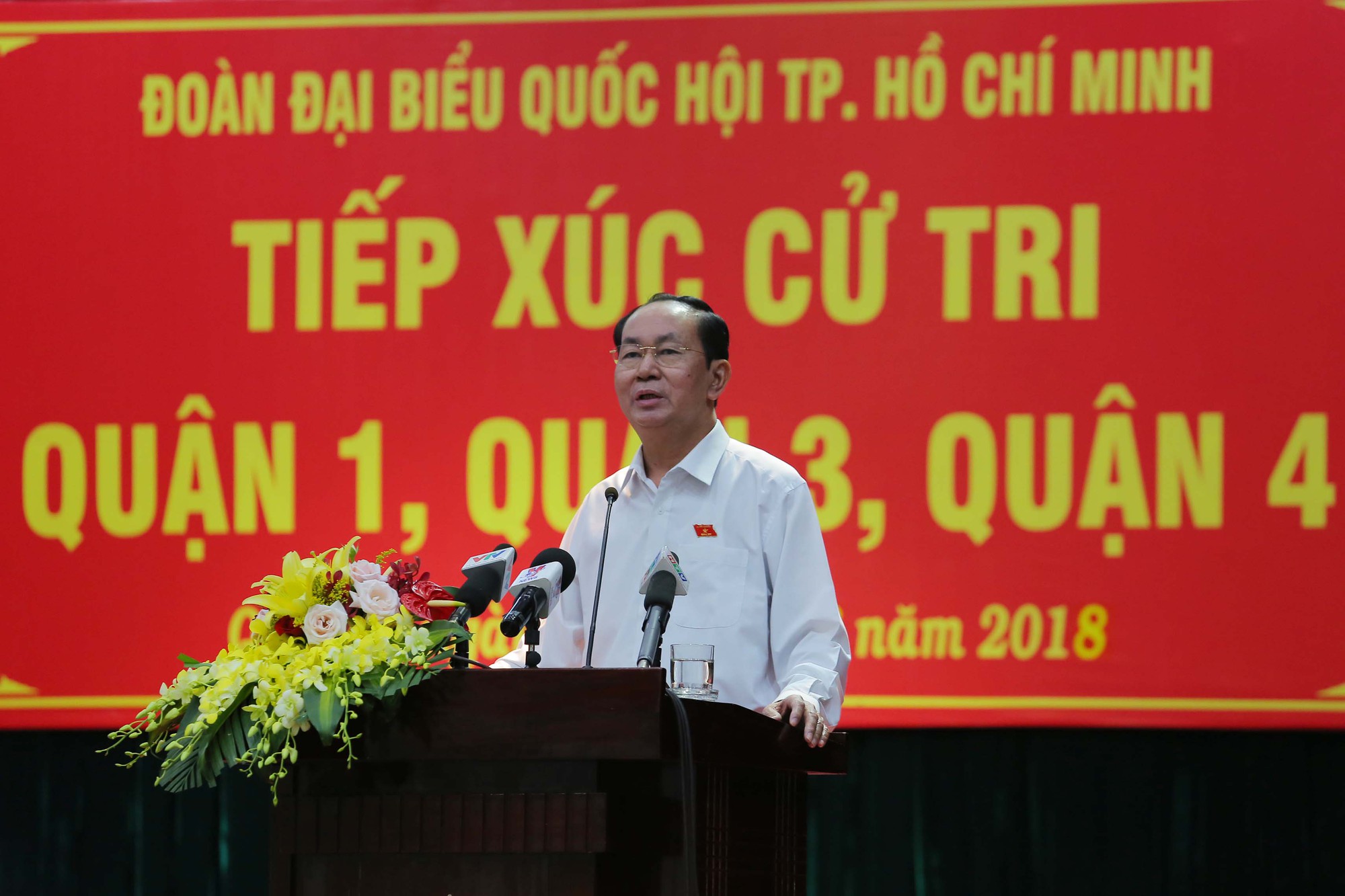 Gặp Chủ tịch nước, cử tri đề nghị mạnh tay với ai k&iacute;ch động, g&acirc;y rối - Ảnh 3.