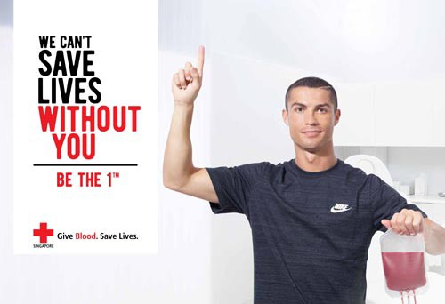 Ronaldo: Không hình xăm, giàu nhân ái
