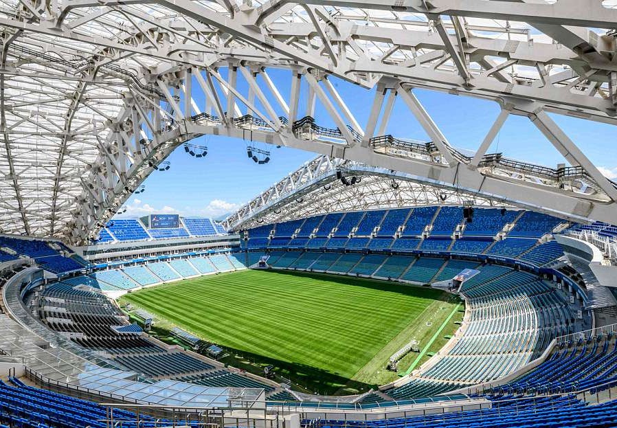 Chi&ecirc;m ngưỡng 12 s&acirc;n b&oacute;ng World Cup tuyệt đẹp từ kh&ocirc;ng trung - Ảnh 11.
