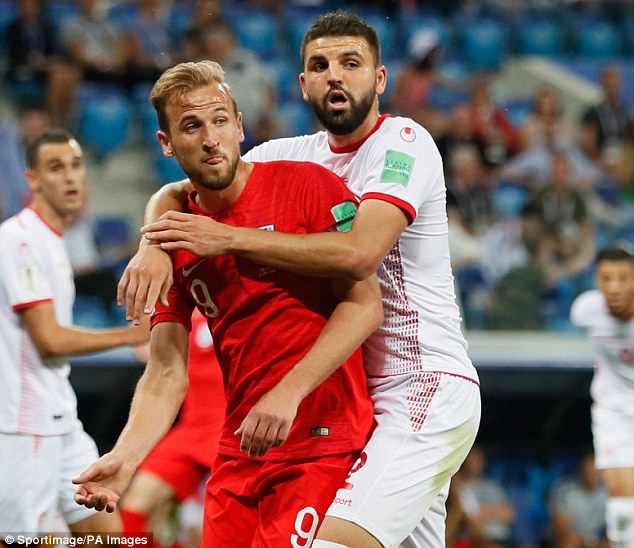 Liên tục gây bức xúc, VAR bị FIFA điều tra