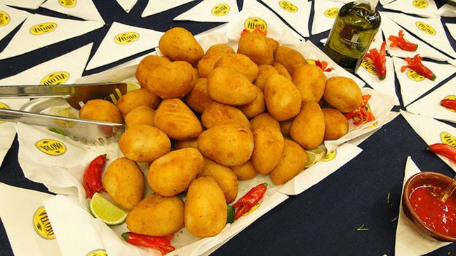 Những đặc sản quê hương giúp Brazil dành ngôi vô địch? - Ảnh 1.